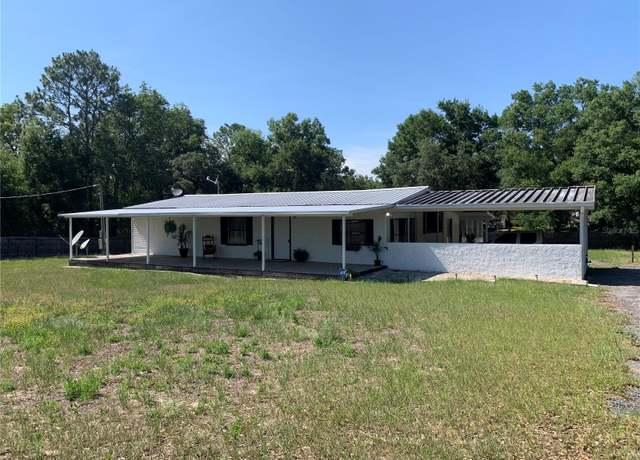 Property at 13831 SW 95th St, Dunnellon, FL 34432, 3 beds, 2 baths