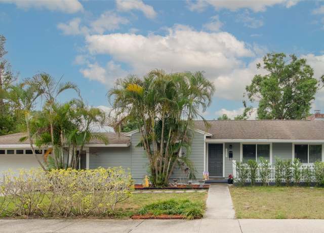 Property at 1722 48th Ave N, St Petersburg, FL 33714, 4 beds, 3 baths