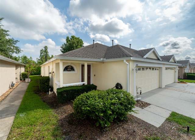 Property at 31201 Shaker Cir, Wesley Chapel, FL 33543, 3 beds, 2 baths