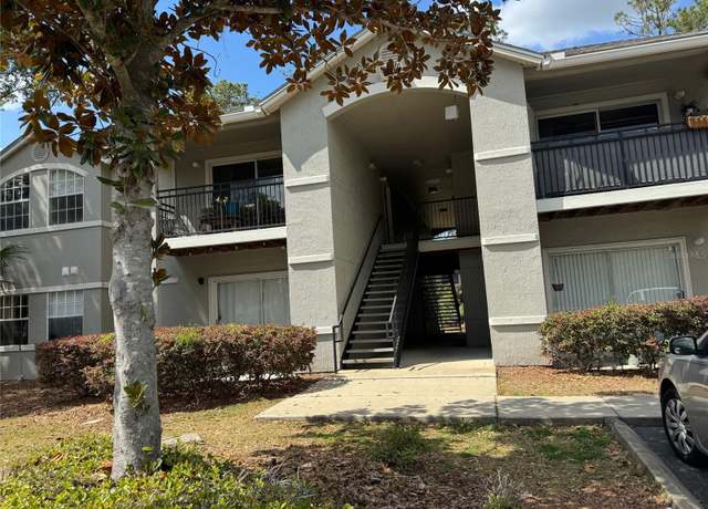Property at 3705 SW 27th St #214, Gainesville, FL 32608, 2 beds, 2 baths