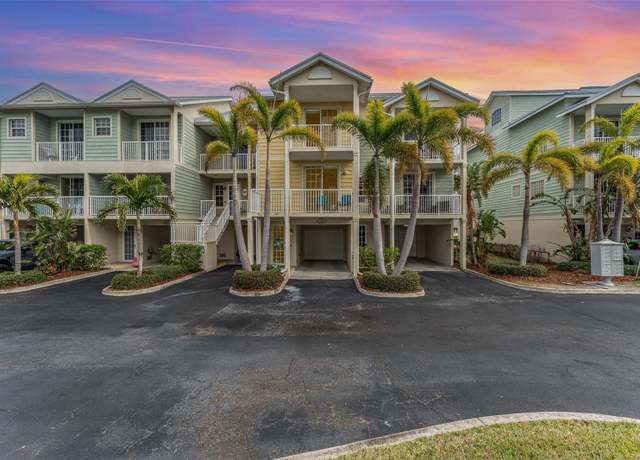 Property at 559 Bahia Beach Blvd, Ruskin, FL 33570, 3 beds, 3 baths