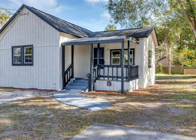 Property at 805 Willow Ave, Sanford, FL 32771, 2 beds, 1 bath