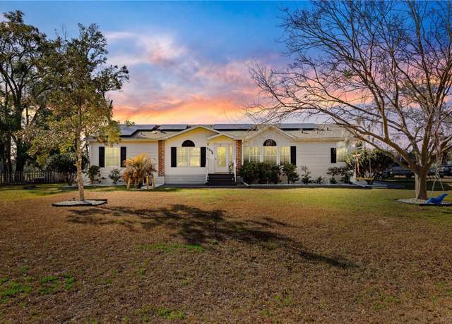 Property at 6766 SW 88th Pl, Ocala, FL 34476, 3 beds, 2 baths