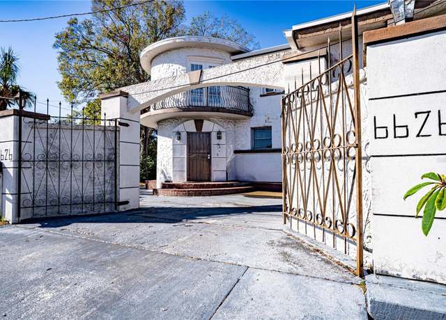 Property at 6626 1st St N, St Petersburg, FL 33702, 6 beds, 4 baths