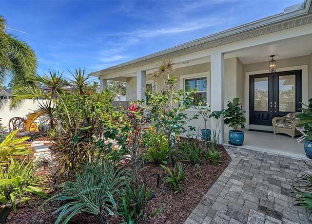 Property at 1111 Mallorca Dr, Bradenton, FL 34209, 3 beds, 3 baths