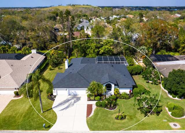 Property at 5646 Country Lakes Dr, Sarasota, FL 34243, 3 beds, 2 baths
