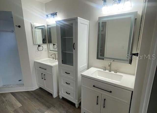 Property at 514 Brentford Ct, Kissimmee, FL 34758, 4 beds, 2 baths