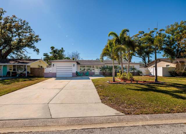 Property at 2800 57th St N, St Petersburg, FL 33710, 4 beds, 2 baths
