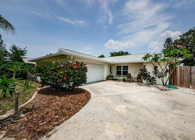 Property at 1615 Stonehaven Way, Tarpon Springs, FL 34689, 2 beds, 2 baths