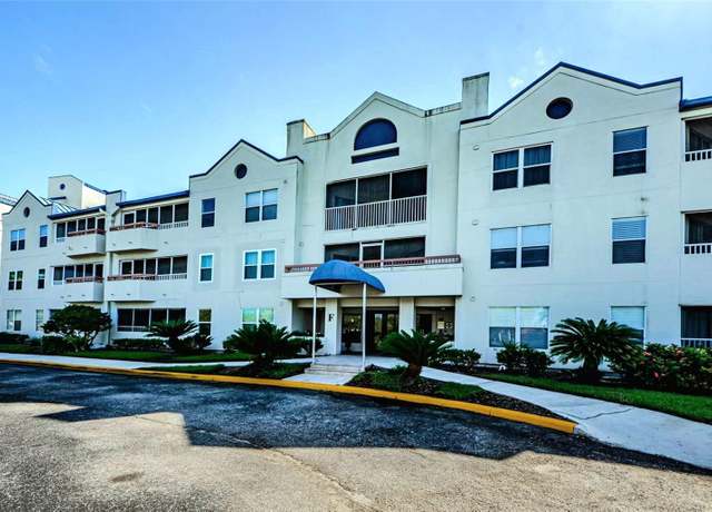 Property at 2323 Feather Sound Dr #202, Clearwater, FL 33762, 2 beds, 2.5 baths
