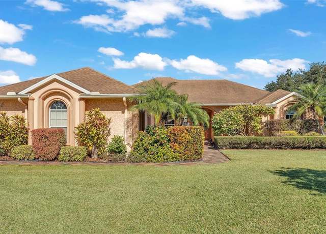 Property at 3206 Heron Cv, Winter Haven, FL 33884, 3 beds, 2.5 baths