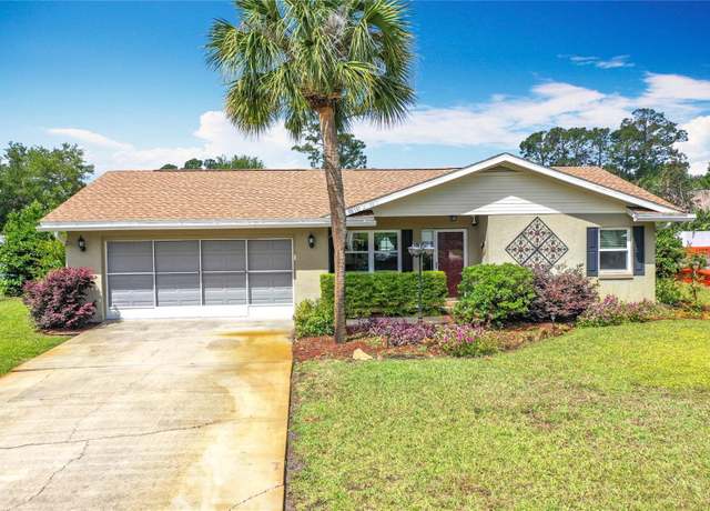 Property at 22 Weller Ln, Palm Coast, FL 32164, 3 beds, 2 baths