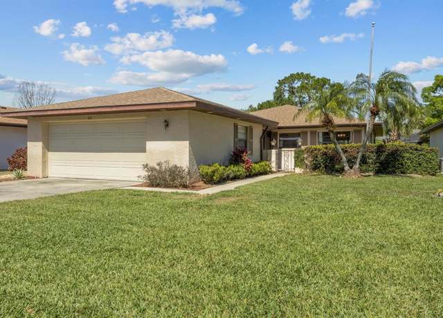 Property at 602 Turnberry Ct, Winter Haven, FL 33884, 2 beds, 2 baths