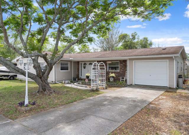Property at 9414 Northcliffe Blvd, Spring Hill, FL 34606, 3 beds, 2 baths