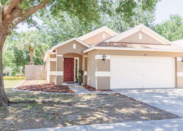 Property at 302 Summer Sails Dr, Valrico, FL 33594, 3 beds, 2 baths