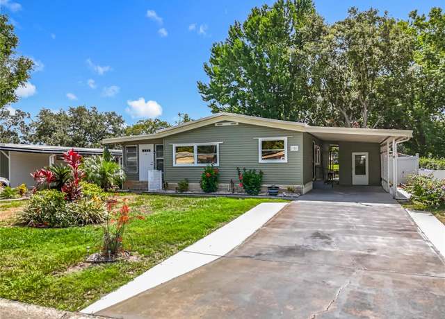 Property at 1156 Capella Dr, Tavares, FL 32778, 2 beds, 2 baths