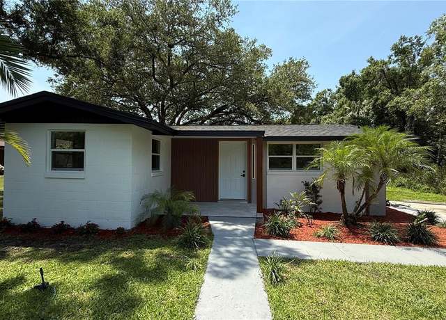 Property at 1011 W 16th St, Sanford, FL 32771, 3 beds, 2 baths