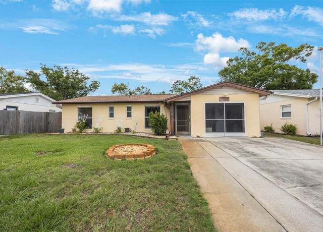 Property at 8141 82nd Ave, Seminole, FL 33777, 3 beds, 2 baths
