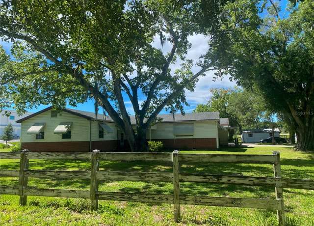 Property at 1800 Demastus Ln, Ocoee, FL 34761, 3 beds, 2 baths