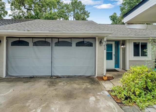 Property at 701 Castlewood Dr, Winter Springs, FL 32708, 3 beds, 2 baths