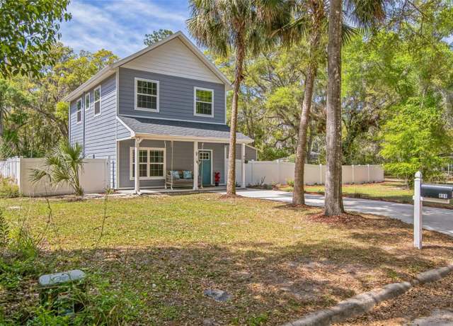 Property at 404 NW 5th St, Micanopy, FL 32667, 3 beds, 2.5 baths