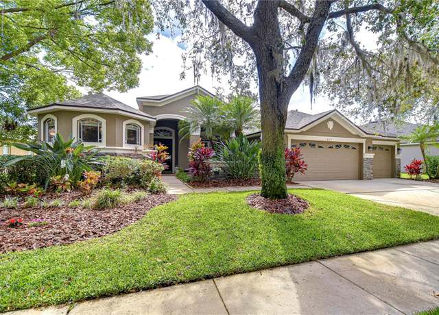 Property at 6112 Ibispark Dr, Lithia, FL 33547, 5 beds, 4 baths