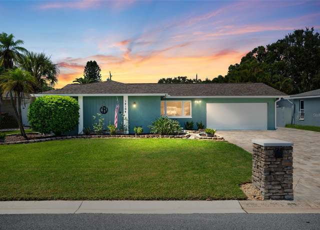 Property at 14104 80th Ave, Seminole, FL 33776, 3 beds, 2 baths