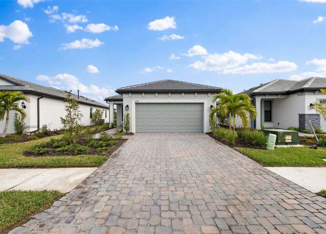 Property at 6240 Fish Eagle Ct, Nokomis, FL 34275, 2 beds, 2 baths