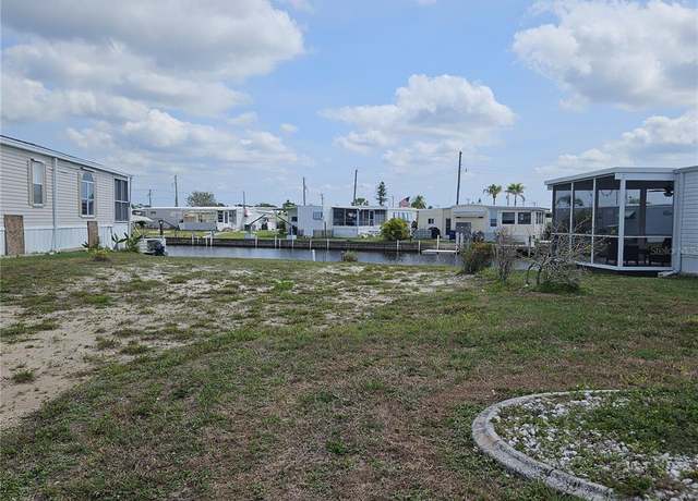 Property at 515 Clarion Pl, North Port, FL 34287