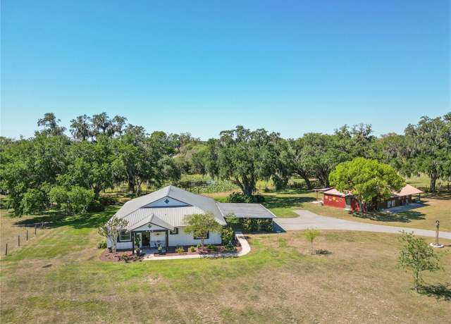 Property at 602 CR 489, Lake Panasoffkee, FL 33538, 2 beds, 2 baths