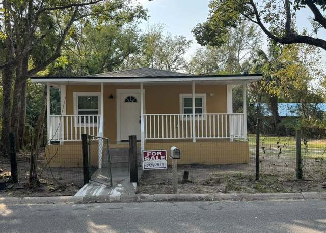 Property at 1517 S Campbell St, Perry, FL 32348, 3 beds, 2 baths