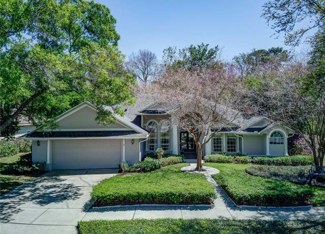 Property at 320 Remington Dr, Oviedo, FL 32765, 4 beds, 3 baths