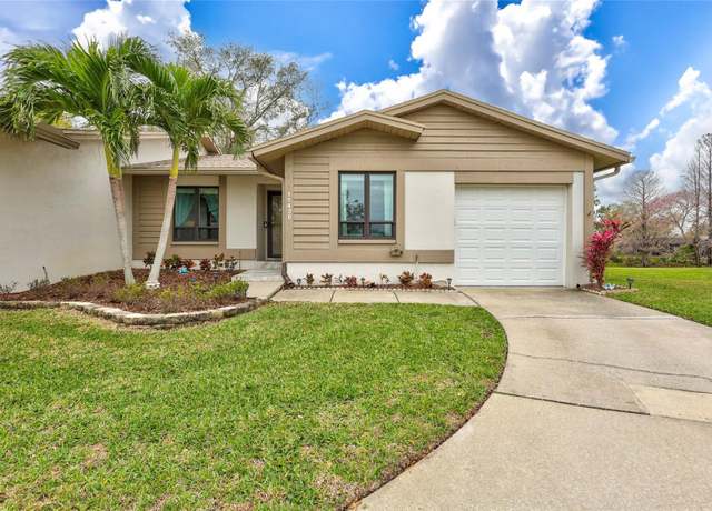 Property at 11430 94th St, Largo, FL 33773, 2 beds, 2 baths