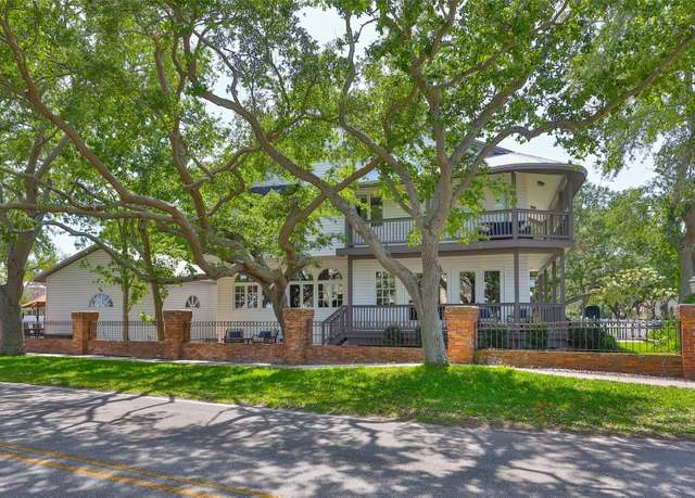 Property at 2802 Old Bayshore Way, Tampa, FL 33611, 4 beds, 5 baths