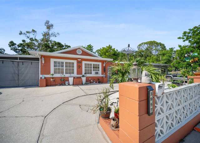 Property at 3957 Proctor Rd, Sarasota, FL 34233, 2 beds, 2 baths