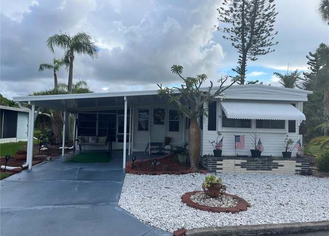 Property at 401 Roma Rd, Venice, FL 34285, 2 beds, 2 baths