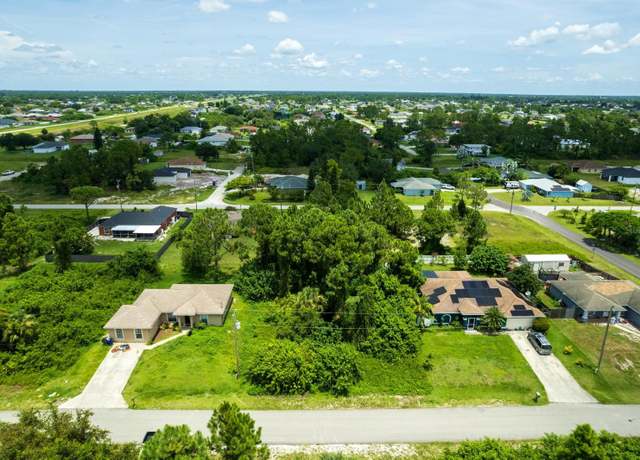 Property at 3016 33rd St SW, Lehigh Acres, FL 33976