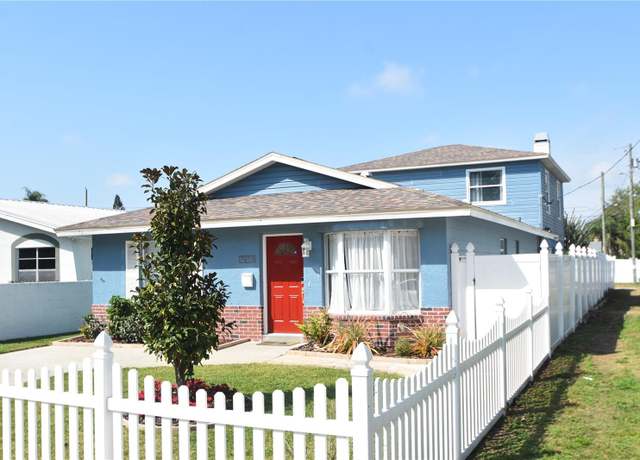 Property at 2918 10th St N, St Petersburg, FL 33704, 5 beds, 3 baths