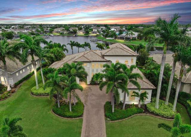Property at 5417 Tybee Island Dr, Apollo Beach, FL 33572, 4 beds, 5 baths