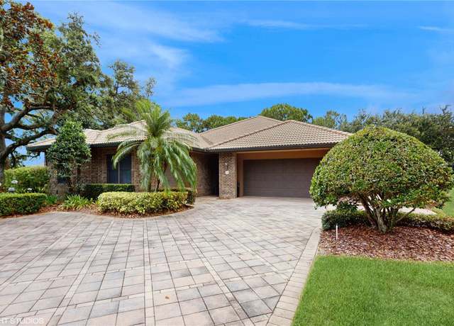 Property at 105 Woden Way, Winter Haven, FL 33884, 3 beds, 3.5 baths