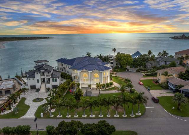 Property at 774 Nina Dr, Tierra Verde, FL 33715, 6 beds, 9 baths
