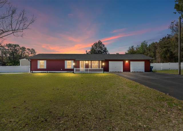 Property at 9798 SE 145th Pl, Summerfield, FL 34491, 3 beds, 2 baths