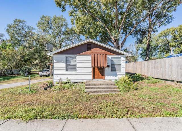 Property at 14035 21st St, Dade City, FL 33525, 3 beds, 2 baths