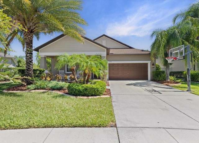 Property at 32193 Watoga Loop, Wesley Chapel, FL 33543, 4 beds, 3 baths