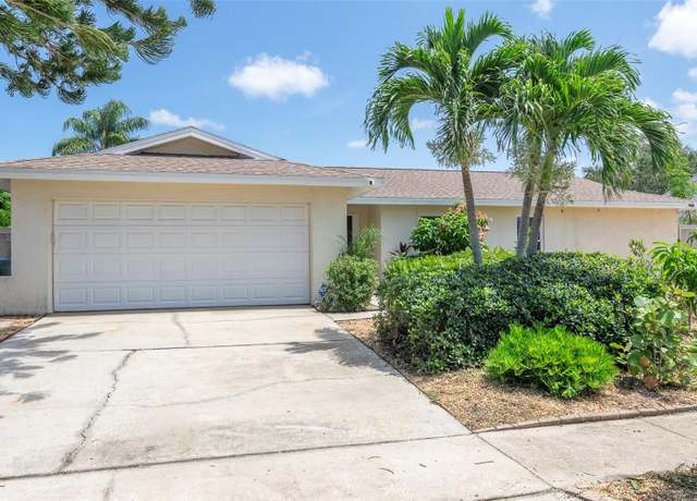 Property at 12377 91st Ave, Seminole, FL 33772, 3 beds, 2 baths