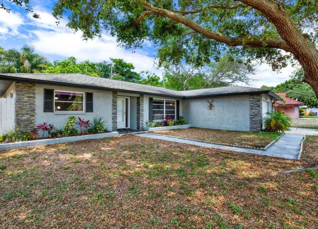 Property at 2499 Indigo Dr, Clearwater, FL 33763, 3 beds, 2 baths