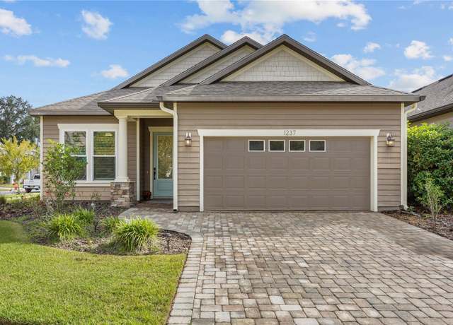 Property at 1237 NW 137th Way, Newberry, FL 32669, 3 beds, 2 baths