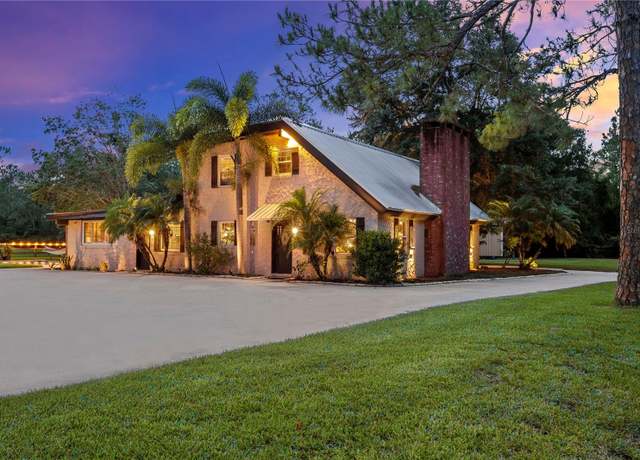 Property at 2336 Meadow Ln, Port Orange, FL 32128, 4 beds, 3.5 baths