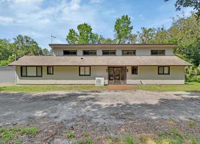 Property at 910 Braddock Rd, Enterprise, FL 32725, 2 beds, 2 baths