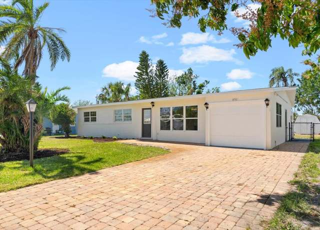 Property at 6732 Washington Pl, Bradenton, FL 34207, 4 beds, 2 baths
